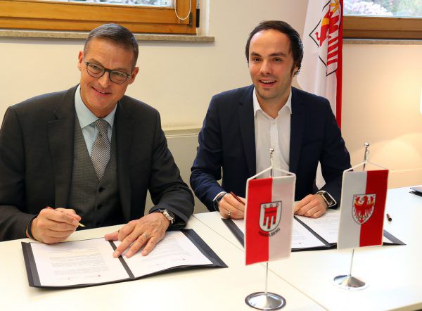 Christian Bernhard (l.) und Philipp Achammer. VLK