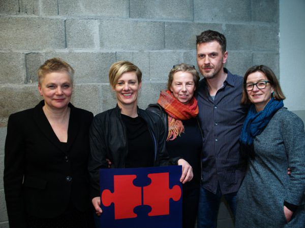 Ensemble Helga Pedross, Maria Fliri, Choreographin Anne Thaeter, Peter Bocek und Barbara Herold (v.l.). Ritter (5)