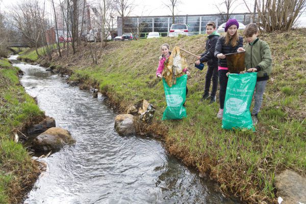 Die Vertreter der Aktionsträger Markus Klement (ORF), Johannes Rauch (Land), Karl Loacker (Loacker Recycling), Martin Hundertpfund (WKV), Martin Ruepp (Stadt Dornbirn) und Rainer Siegele (Umweltverband). Maurice Shourot, Umweltverband