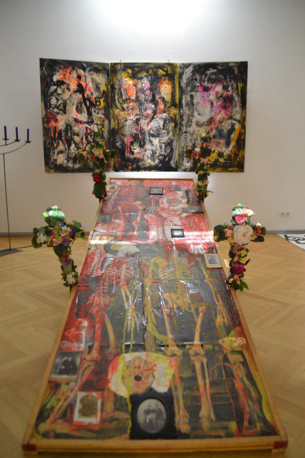 Werke von Thomas C. Jutz, Kuspi018 und Hansruedi Emele (v.l.). Lisa Kammann