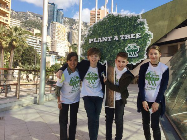 Zusammen mit ihrer Kollegin Mildred aus Mexiko setzten sich die Vorarlberger Jugendlichen Maksim, Stan und Tessa für ihre Umwelt in Monaco ein. Plant for the Planet