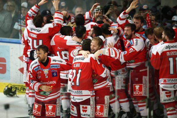 Bozen jubelt über den zweiten EBEL-Titel nach 2014. GEPA