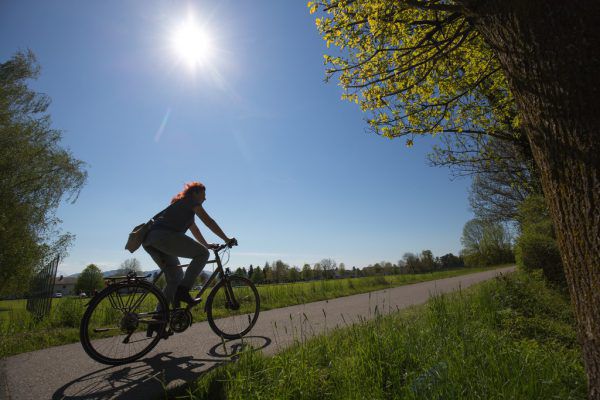 Das frühlingshafte Wetter weckt die Lust aufs Radfahren.  Klaus Hartinger