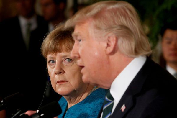 Merkel und Trump. Jonathan Ernst