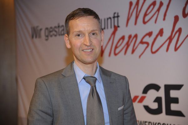 Wolfgang Fritz. PRO-GE