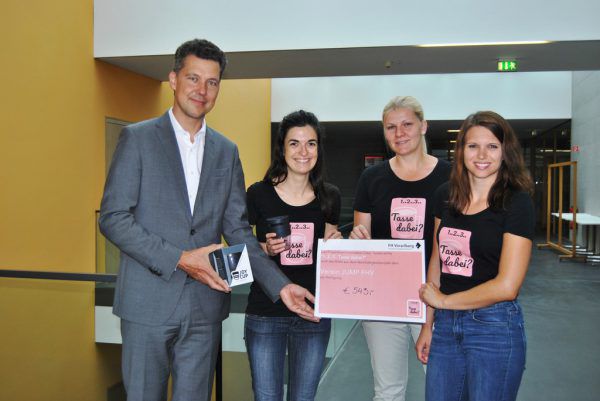 Jump-Obmann Martin Hebertinger mit dem Projektteam Katharina Gartmann, Andrea Plischke und Melanie Isele (v.l.). FH Vorarlberg