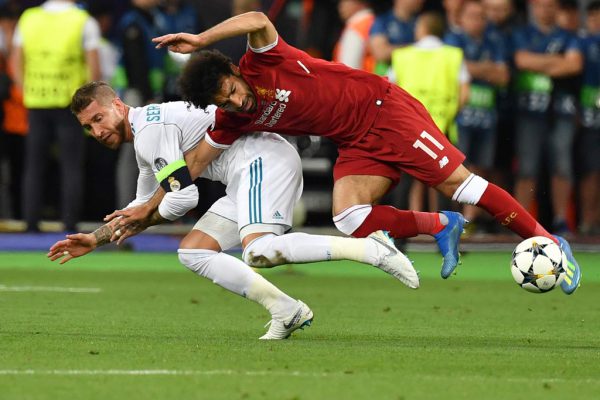Sergio Ramos foulte Mohamed Salah und dieser konnte im Finale der Champions League nicht weiterspielen. AFP