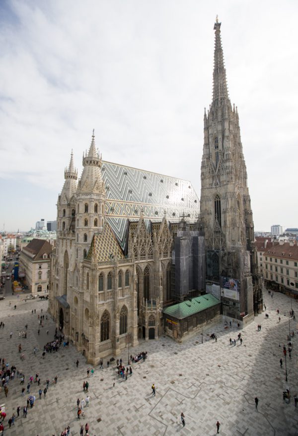 Das Wiener Wahrzeichen ist auch ein Anziehungspunkt für Touristen. apa