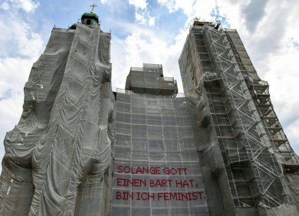 Der Spruch am Dom wurde mit Generalvikar Florian Huber gewählt. APA/zeitungsfoto.at/Liebl