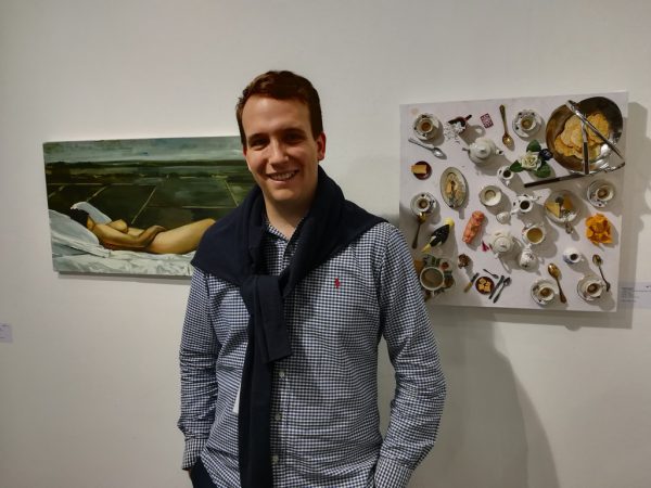 Die Karl-Heinz Ströhle Art Foundation bei der Art Bodensee. Oben: Galerist Maximilian Hutz. Wolfgang Ölz (2)