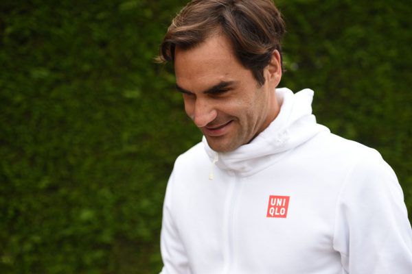 Federer fühlt sich im neuen Outfit wohl. APA