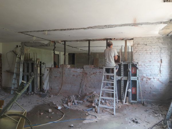In der VS Obdorf wird seit Montag die ehemalige Schulwartwohnung umgebaut.  Stadt Bludenz