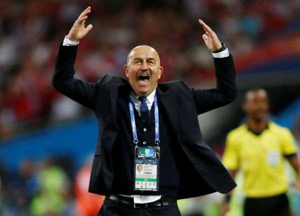 Tschertschessow bei der WM. Reuters