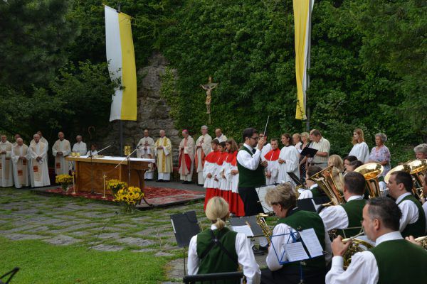 Bis 3. September wird täglich um 9 Uhr eine Messfeier am Gebhardsberg zelebriert. Katholische Kirche