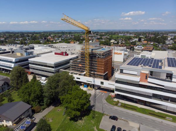 Das neue Verwaltungsgebäude beim Werk 2 in Höchst. Hartinger