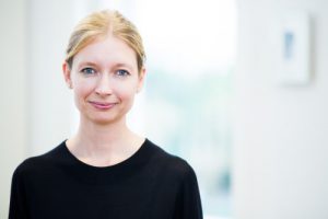 Eine Ökonomin macht Programm