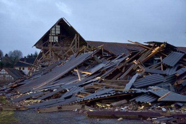 Ein versicherter Schaden von 2,1 Milliarden Dollar entstand beim Wintersturm Friederike. DPA