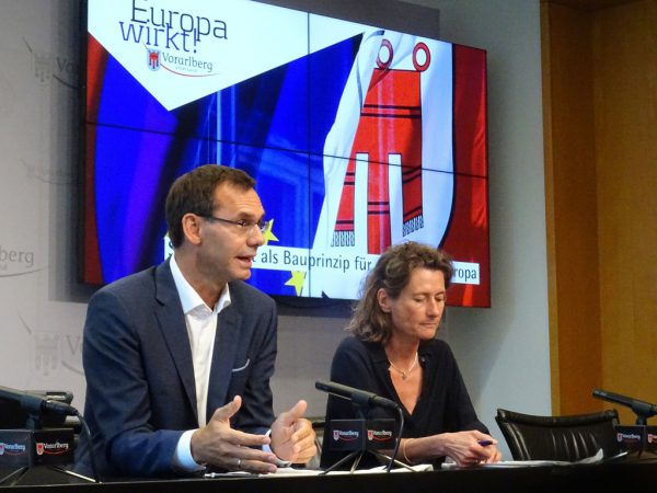 Landeshauptmann Markus Wallner mit Martina Büchel-Germann. VLK/Wirth