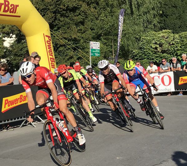 Matthias Brändle (links) verpasste bei seinem Heimrennen das Podium und wurde am Ende Vierter. Heidegger