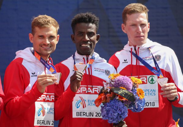 Österreichs überraschendes Marathon-Trio Christian Steinhammer, Lemawork Ketema und Peter Herzog (v.l.). GEPA
