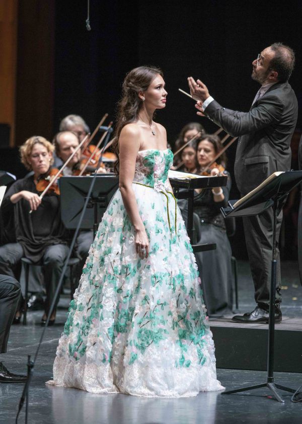 Placido Domingo und Aida Garifullina bei den Salzburger Festspielen. Salzburger festspiele/Marco Borrelli (3)