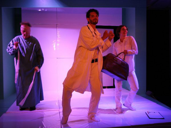 Robert Kahr, David Baldessari und Michaela Spänle (v.l.).Caro Stark/theater Kosmos