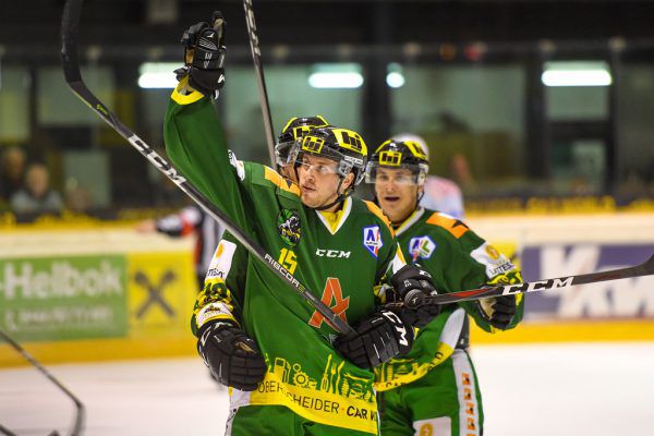 Chris D’Alvise jubelte über sein erstes Tor im EHC-Trikot. Oliver Lerch