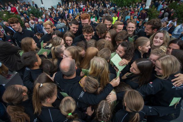 Etwa Tausend Menschen haben die Formation Zurcaroh empfangen. Philipp Steurer