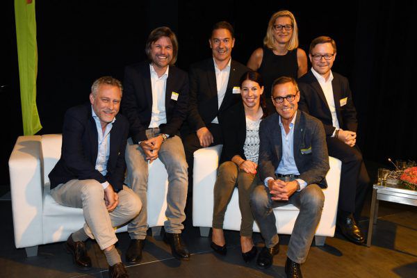 Joachim Alge und Reinhard Schertler, Alexander Stuchly, Dominique Gisin, Raphaela Stefandl, Matthias Hüppi, und Christian Müller. (v.l.).Emmy Kohler (1), Margit Hinterholzer (4)