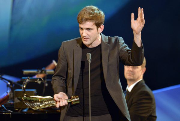 Theaterautor Wolfram Lotz bei der Nestroy-Gala 2015. APA