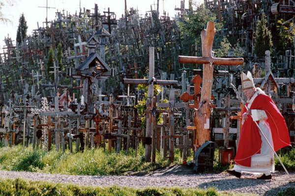 Zuletzt war mit Papst Johannes Paul II. im Jahr 1993 ein Oberhaupt der katholischen Kirche im Baltikum zu Besuch. AFP
