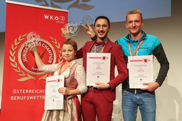 Adrian Winkel (Mitte) überzeugte die Jury. WKV