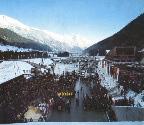 Die feierliche Verkehrsfreigabe des Tunnels am 1. Dezember 1978. Wilhelm Albrecht