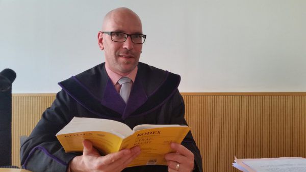 Richter Richard Gschwenter gutiert die Selbstanzeige.  Seff Dünser