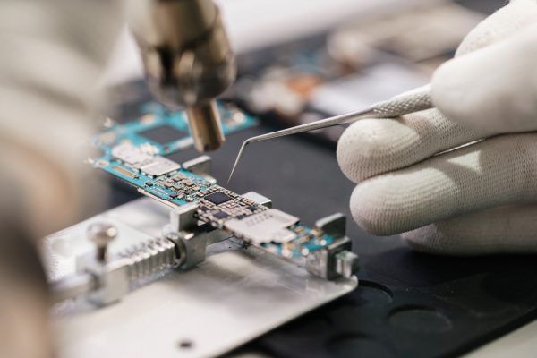 Silicon Alps vernetzt Experten in der Mikroelektronik. shutterstock