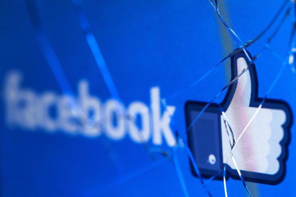 Zuckerberg will Beziehungen zu PR-Agenturen auf den Prüfstand stellen. JOEL SAGET/AFP