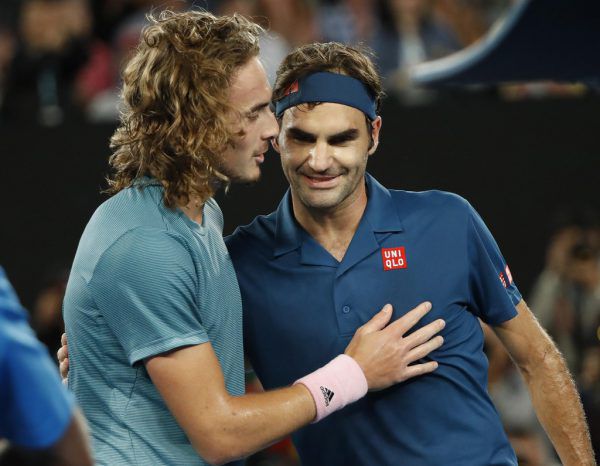 Federer (r.) und Tsitsipas (l.). Reuters
