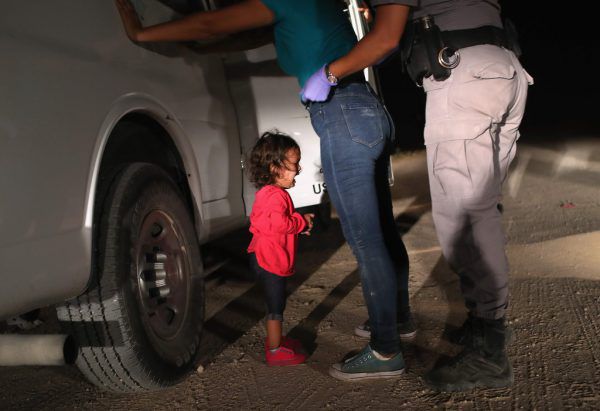 Das weinende Flüchtlingsmädchen.  JOHN MOORE / GETTY IMAGES NORTH AMERICA / AFP