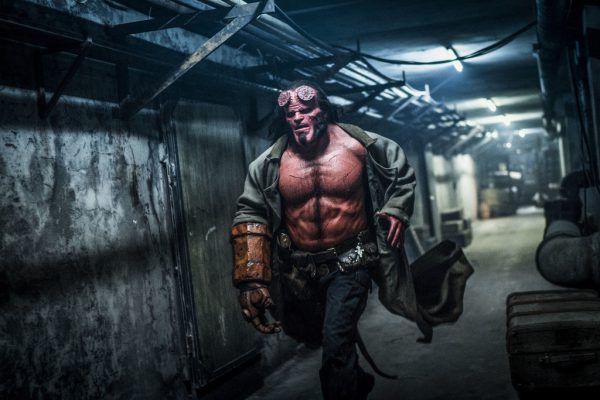 Der Halbdämon in einem neuen Abenteuer.  Univerusm Film