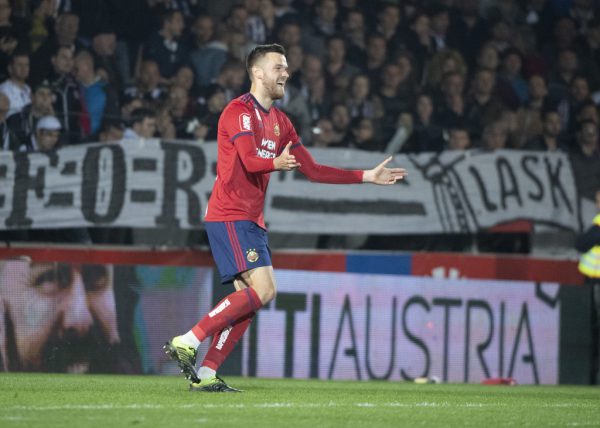 Matteo Barac verwandelte den entscheidenden Elfmeter für Rapid im Halbfinale gegen den LASK. APA