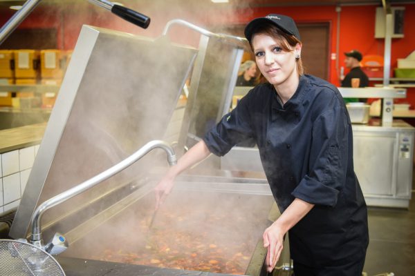 Nadine möchte im November ihre Kochlehre bei Aqua Gastronomie in Dornbirn abschließen. Udo Mittelberger(2)