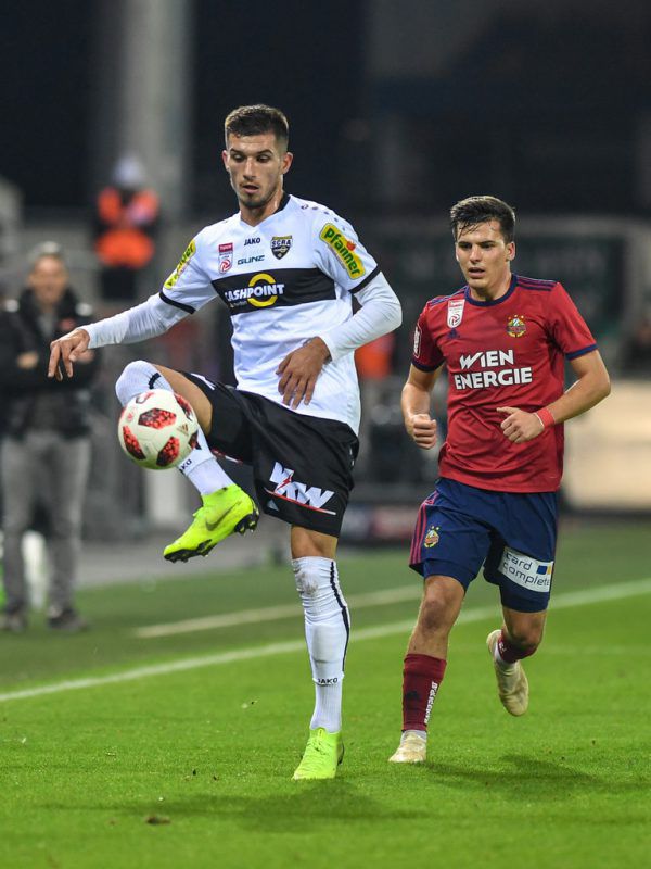 Adrian Grbic wechselt in die zweite französische Liga zu Clermont Foot. gepa/lerch