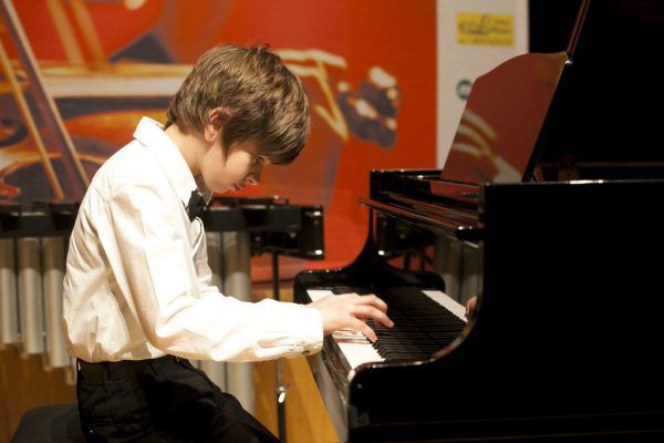 Bei prima la musica. Mathis/Archiv