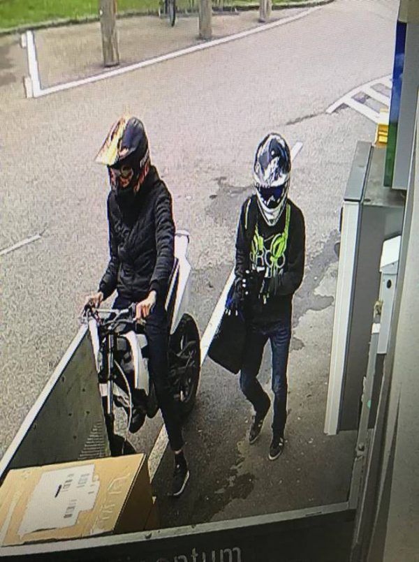 Die zwei Täter. Landespolizeidirektion