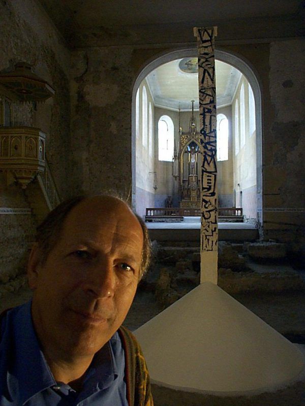 Eine Ausstellung und ein Erinnerungsabend widmen sich im Bildungshaus Batschuns Herbert Fritsch – im Bild 1998 in der Johanniterkirche. NEUE Archiv