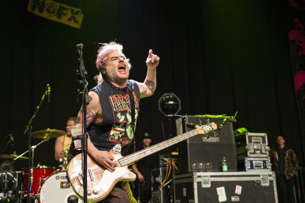 „Fat Mike“ von NOFX in der Dornbirner Messehalle. Daniel Ongaretto-Furxer