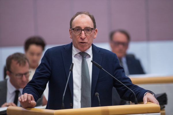 Johannes Rauch ist gegen gratis Nutzung von Öffis. Philipp Steurer (5)