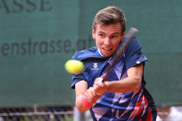 Dominik Böhler siegte im Doppel. Gepa