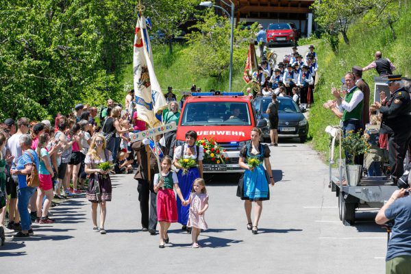 Großer Festumzug.  VLK/Hofmeister