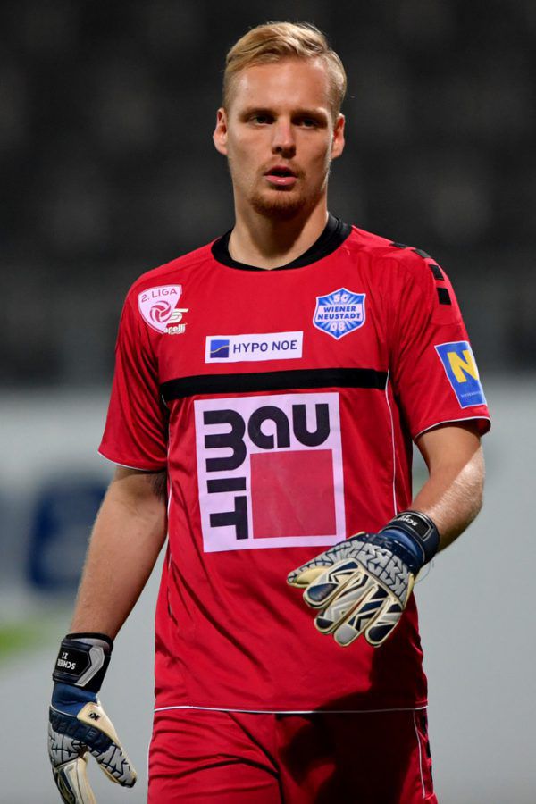 Keeper Domenik Schierl. Gepa